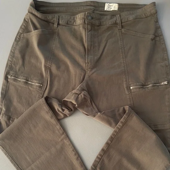 Olive Green Cargo Pants with Zipper Pockets cosmic blue love - Picture 1 of 5